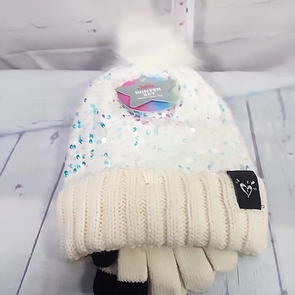 Justice Girls White/CRM Sequin Ribbed Beanie w/faux fur & Gloves 2-Piece Set NWT